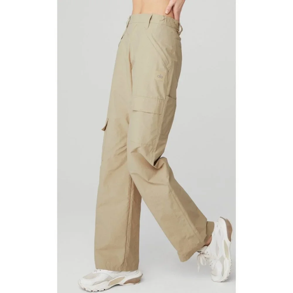 Alo Edge Trousers California Sand Tan Outdoor Hiking Utility Khaki Wide Leg Pant - Picture 1 of 13